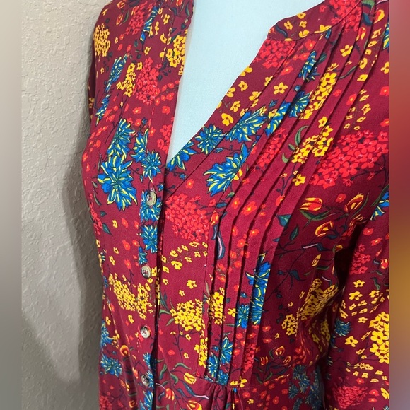 Anthropologie Maeve Red Floral Viscose Button Printed Pintucked Blouse Sz S - Picture 8 of 10